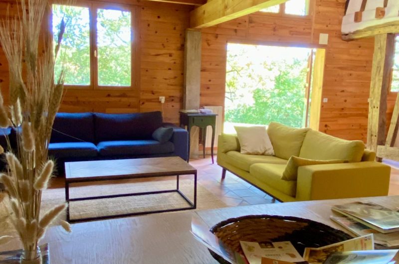 (11) 2025 – BETB – Domaine de Bourgade – Salon – ©Mme COLIER Corinne