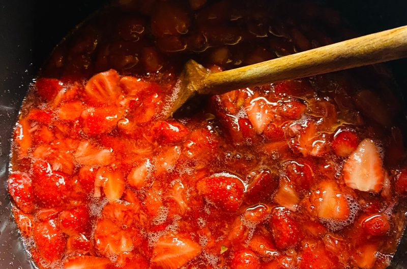 (23) 2025 – BETB – Domaine de Bourgade – Préparation confiture de fraises – ©Mme COLIER Corinne