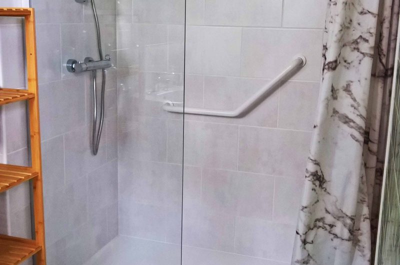 02 – 595 – Douche SdB – RdC – 3 mai 24 retouchée