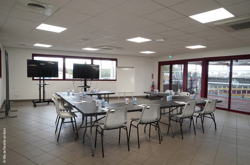 03 – dispo table en U – Salle des Arenes – Parentis