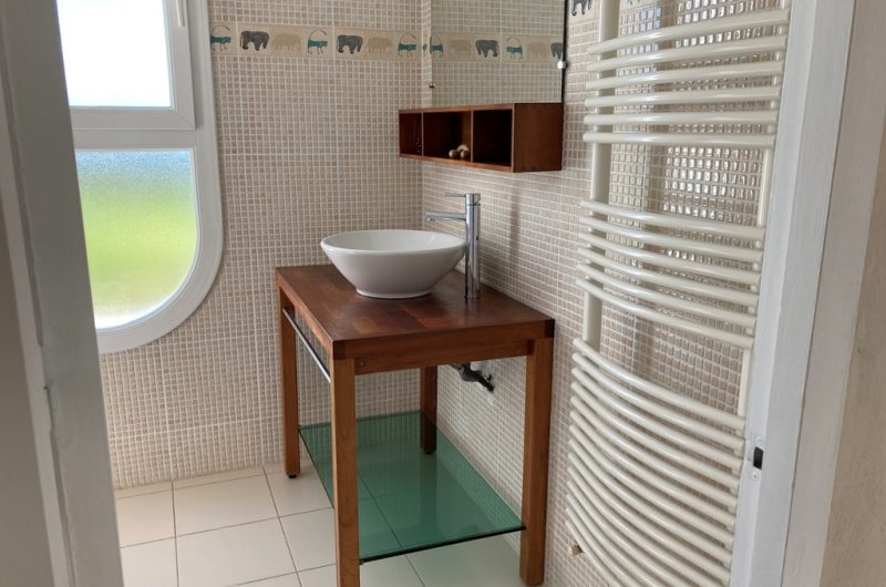 14 Moresmau – salle d’eau