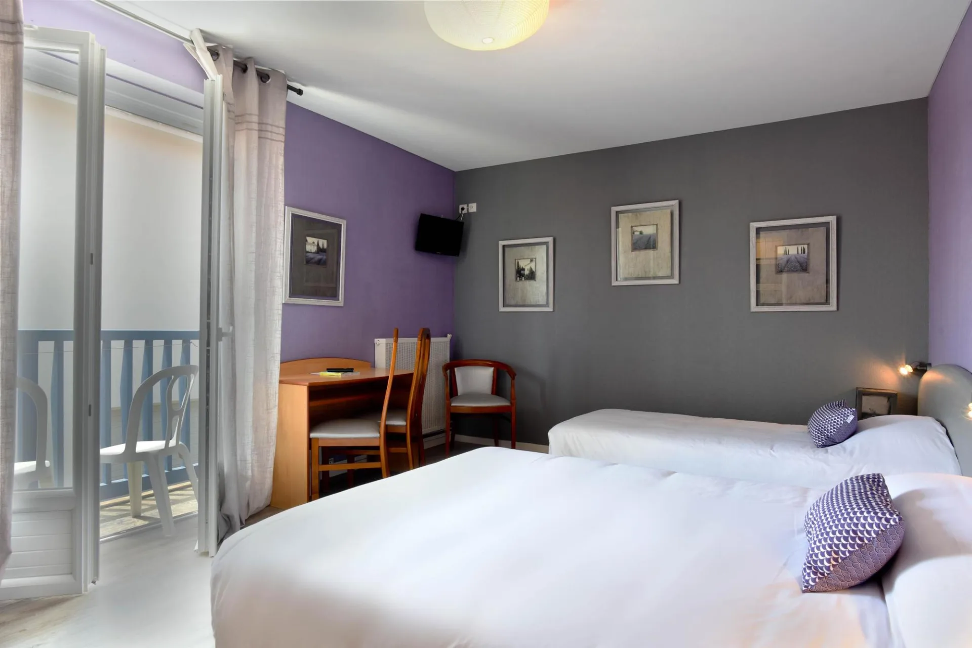 2018- Hôtel de France 10