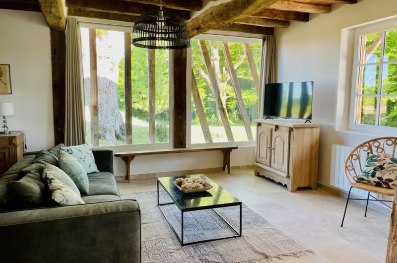 2024 – LABA – Gîte de Peyrucolle – Salon – ©Clévacances – Gîte de Peyrucolle (3)