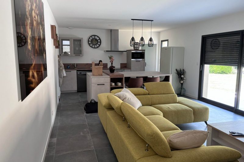 2024 – ROQU – Gîte de l’Estampon – Salon & Cuisine – ©OT Landes d’Armagnac – LT (8)