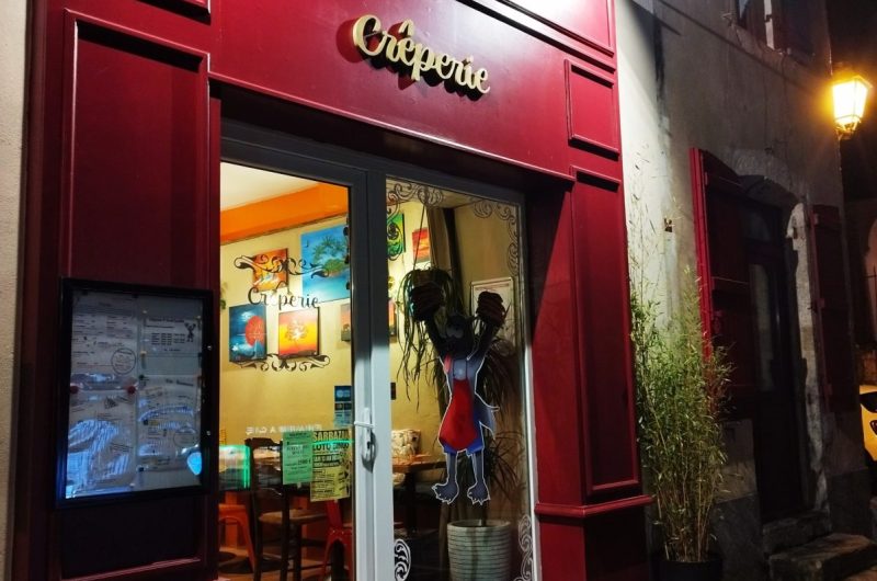 2024 – ROQU – L’Arrêt Galette – Devanture nuit – ©L’Arrêt Galette (1)