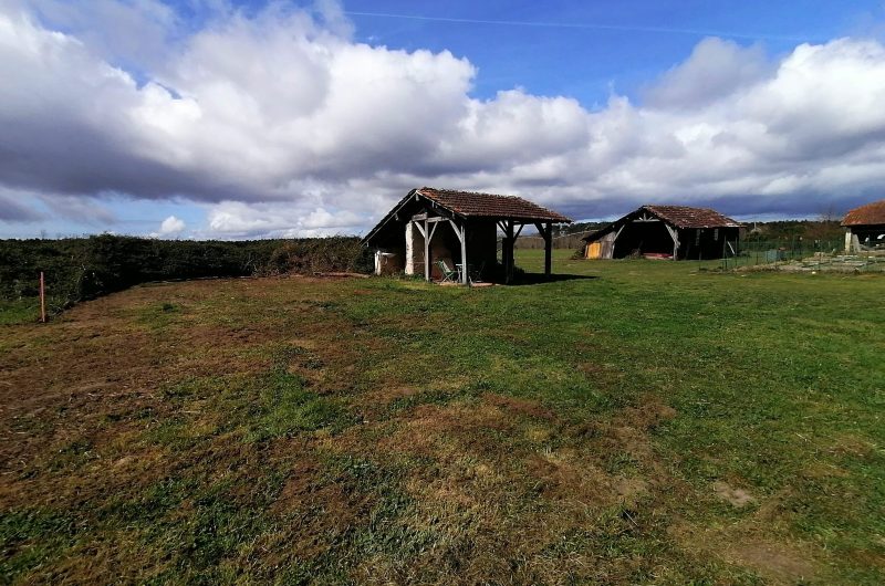 2025 – CACH – Un refuge à Cachen – Aire camping car  – ©Viginie BARBEAU (2)