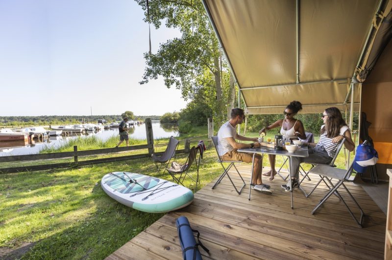 347-HUTTOPIA-MIMIZAN-ManuReyboz.jpg (Copier)