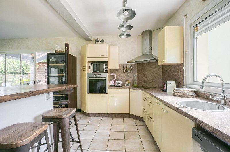 7-villa-dousbastes-messanges-bnb1-HLOAQU040V50GGYI-size2048