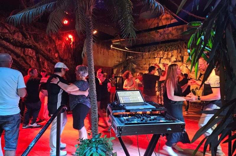 856992-550874895-122187961838374783-2360542220814491-n