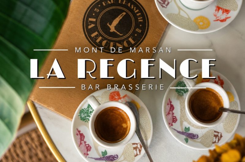 878919-affiche-cafe-la-regence-retro-chic