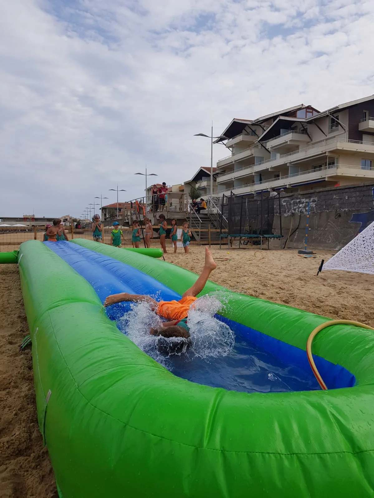 BA835287-8F33-441C-9B70-53AD479B49D3