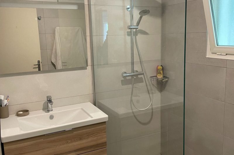 Barroux-11—Salle-eau-1-IMG-1148-2(1)