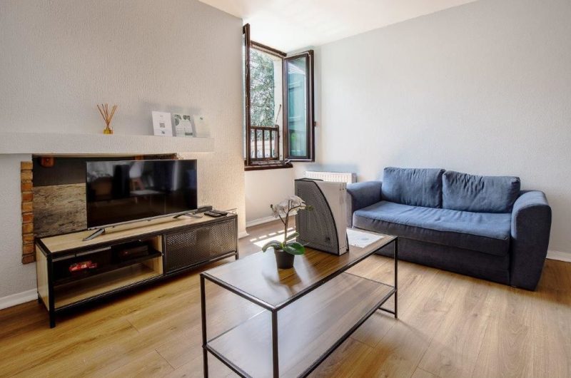 CHAULET 002 – séjour