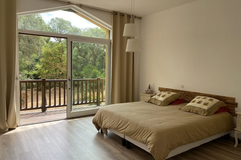 D64A5D6F-400F-41C9-8AED-C333B28A5DE2