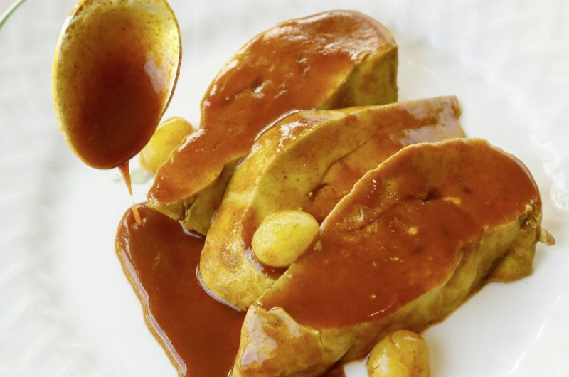 FOIE-GRAS-DE-CANARD-CHAUD-AUX-RAISINS