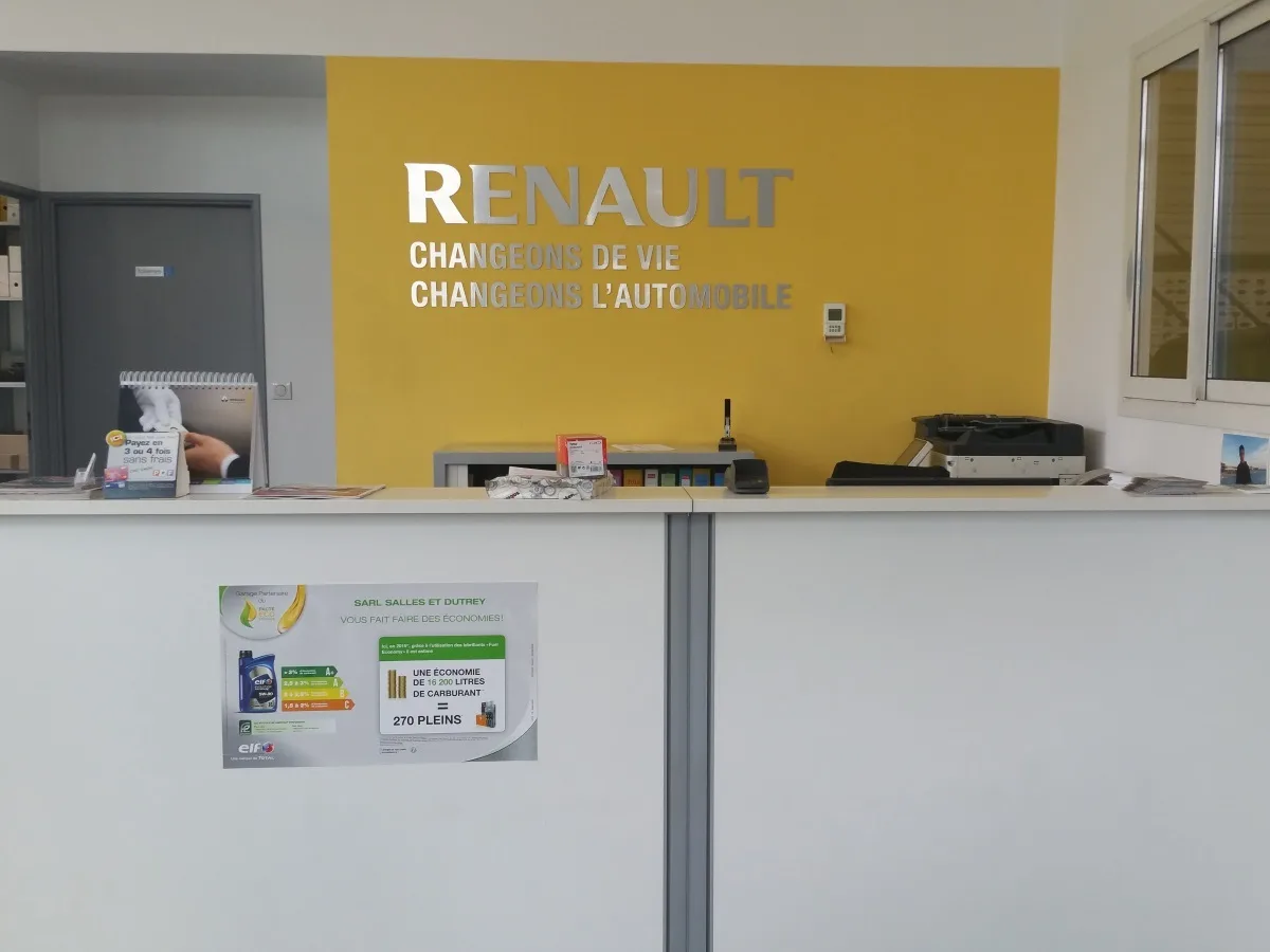Garage Renault Salles et Dutrey 2016