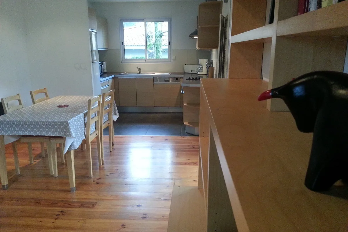 HLOAQU040FS002F1-b13