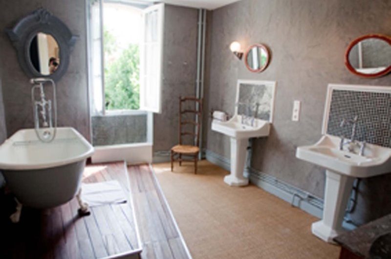 HLOAQU040NOWBFX1-b11