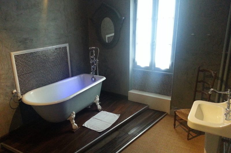 HLOAQU040NOWBFX1-b13