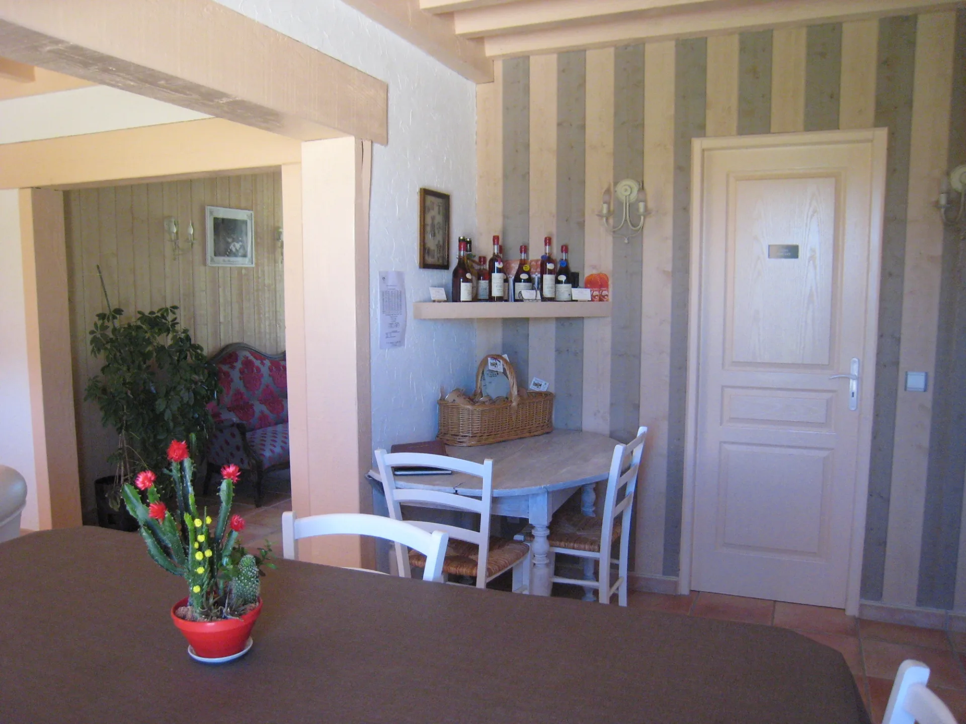 HLOAQU040FS005E7 – IMG_5317