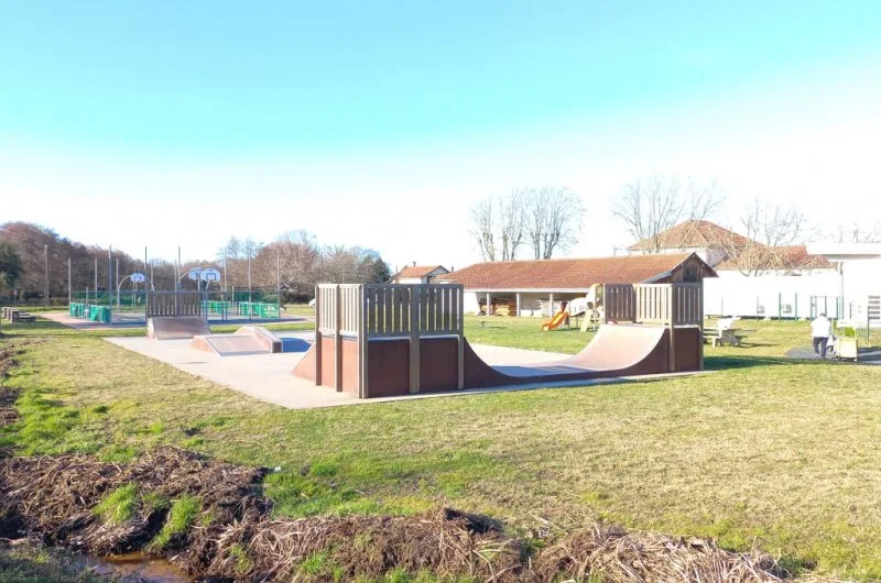 LIT_Aire de jeux skate park TS3