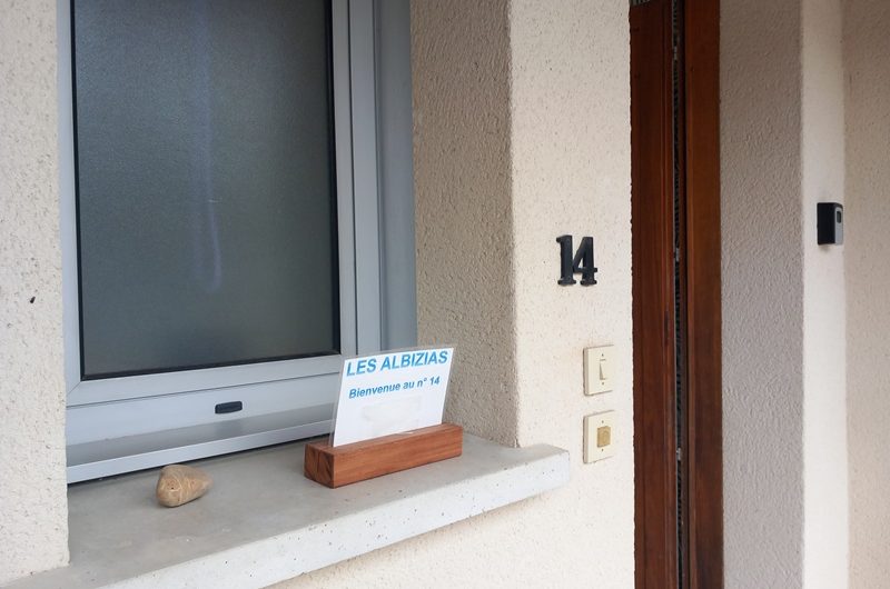 Les Albizias 13-14 – entrée (1)