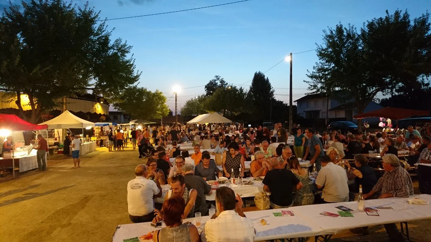Marche-de-producteurs-de-pays-roquefort