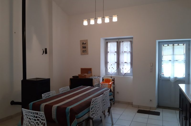 Noyer Maison du meunier – salle à manger cuisine