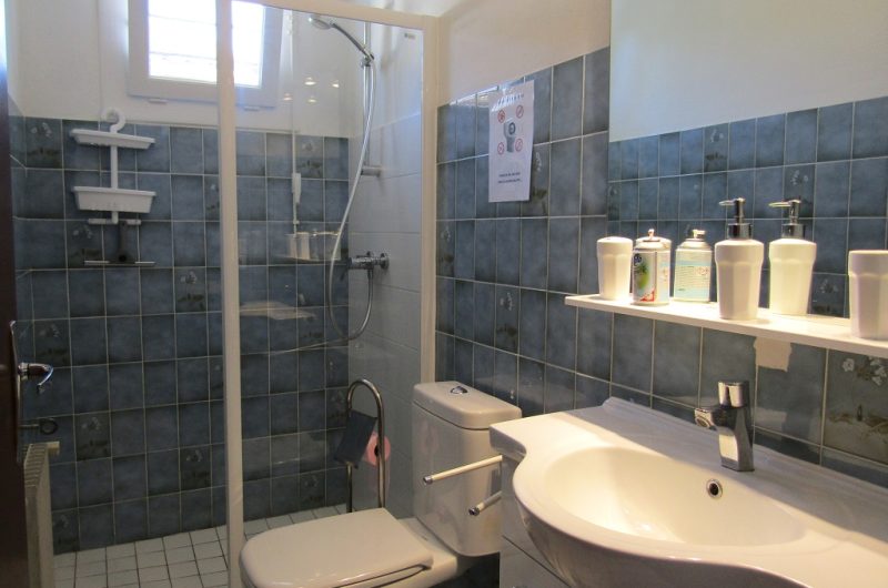 Pernaud – salle d’eau