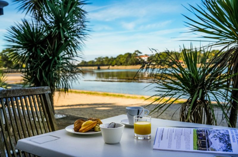 Petit-Déjeuner Pavillon Bleu