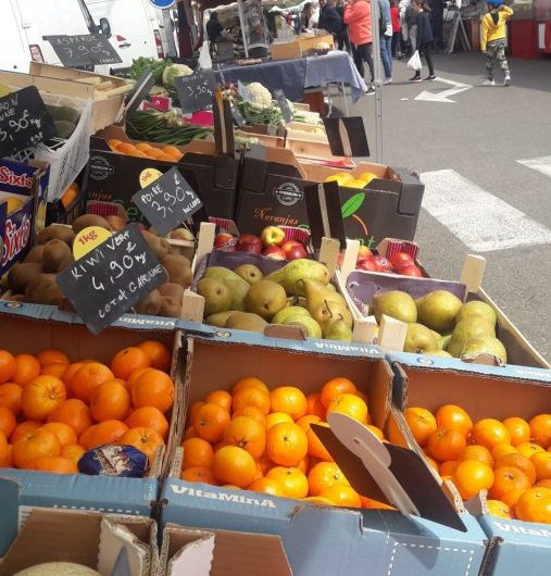 Photo marché tourin fruits
