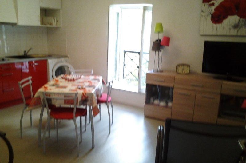 Rue-Gambetta—T2—2ème-étage-(1)