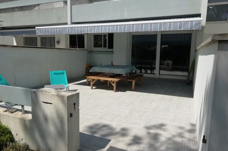 Saint-Guily Bernadette terrasse-Vieux-Boucau-Landes Atlantique Sud