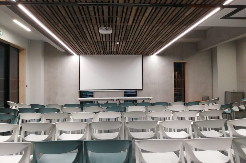 Salle_Tribune