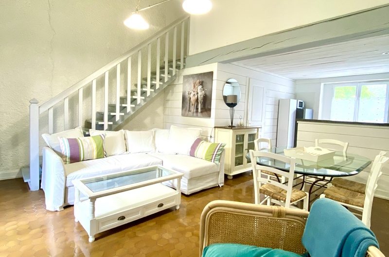 Salon séjour et cuisine ouverte Appartement 7