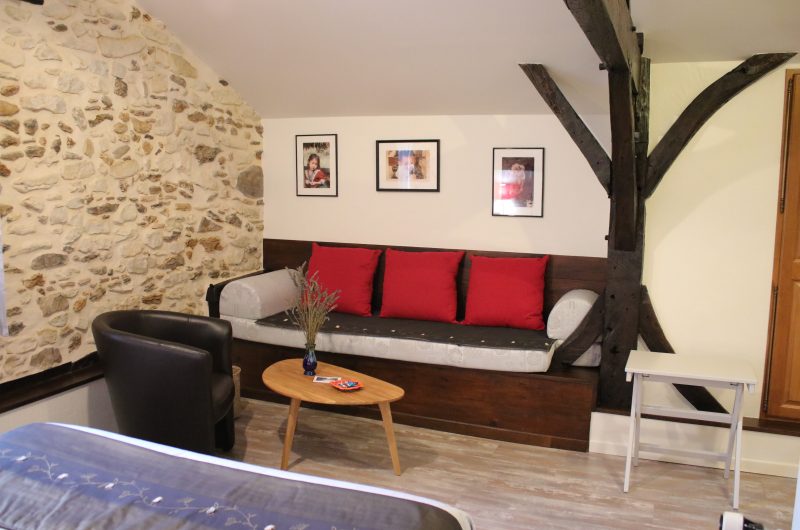 Sargaillon-Chambre02-Pouillon