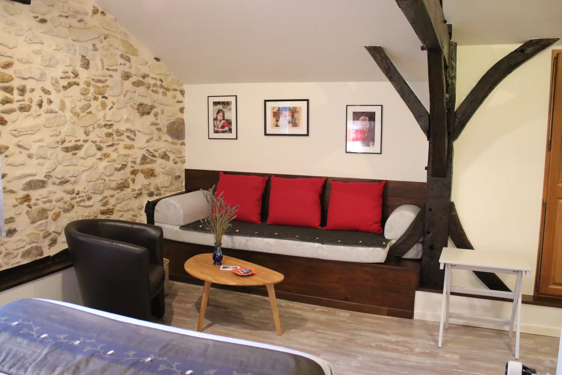 Sargaillon-Chambre02-Pouillon