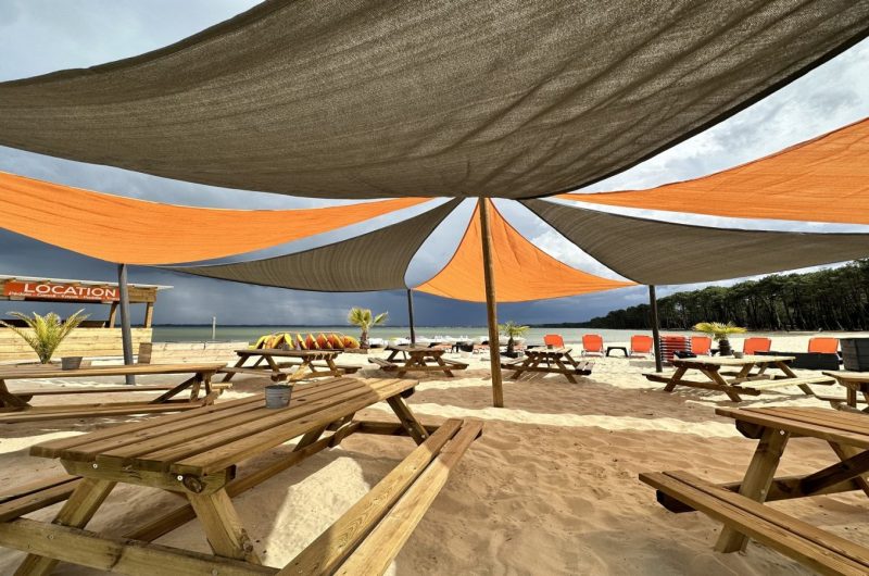 Snack au Bord de l’O tables3