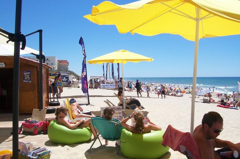 bibliotheque-vue-sur-mer-1