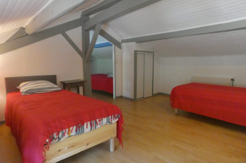 chambre-enfilade-gite-pernaout-belis