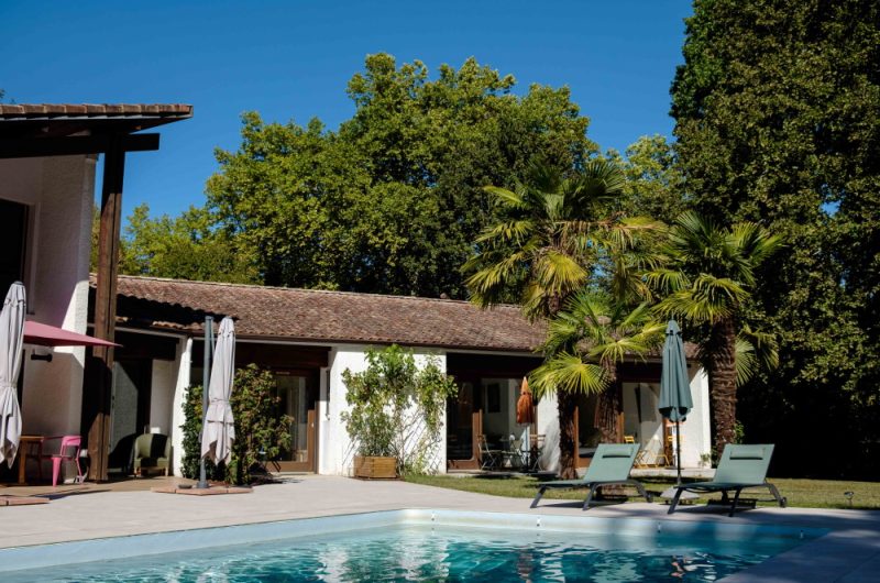 chambres et piscine