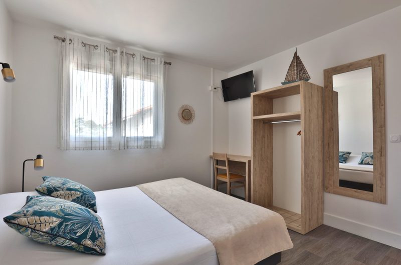 hotelducap-chambre-double-sans-balcon-1