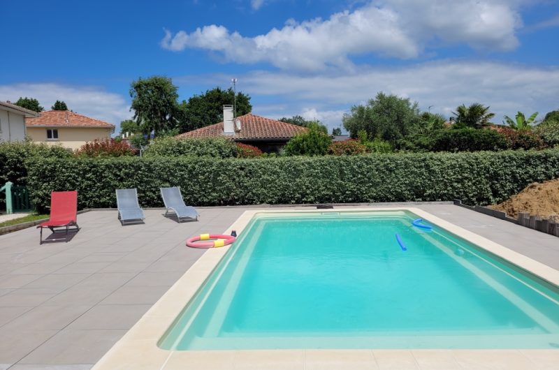 piscine-gite-la-maison-des-amis-ondres