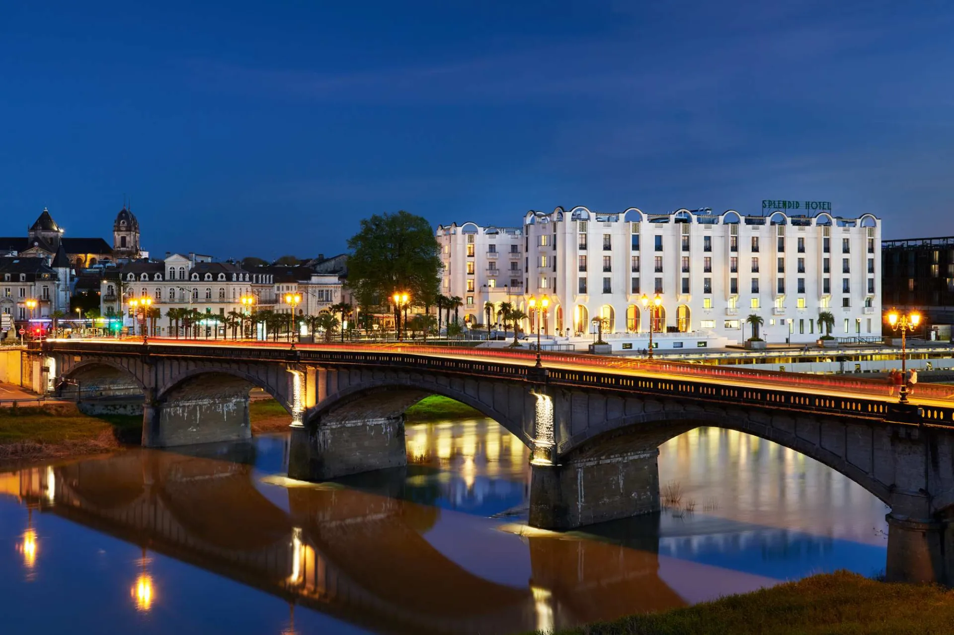 splendid-heure-bleue-JPEG-STUDIOS-WEB-72-DPI-1