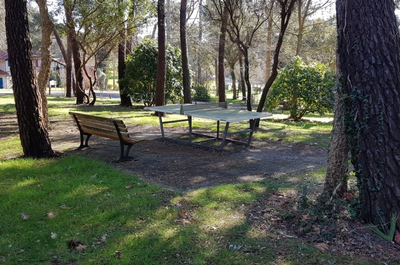 table-de-pingpong-a-disposition-op