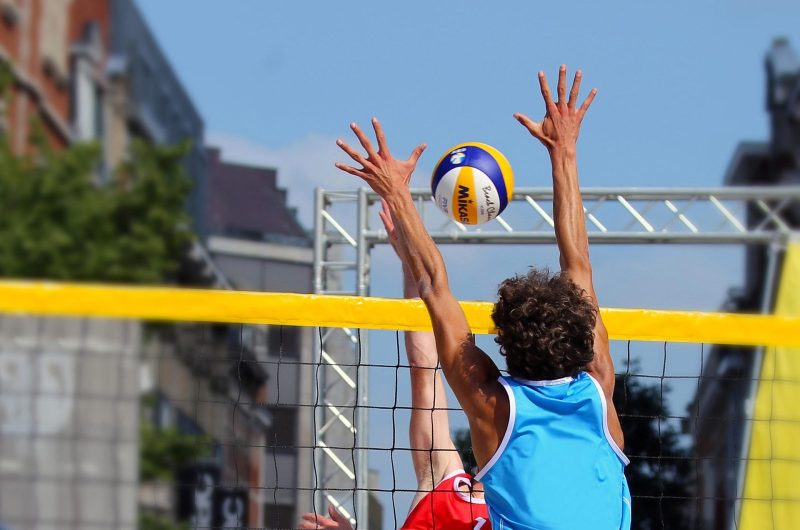taniavdb-beach-volleyball-6483905_1920