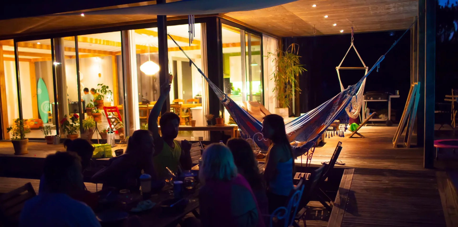 villa-moutic-messanges-soiree-terrasse